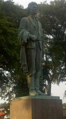 Only Statue of Lincoln in Uniform