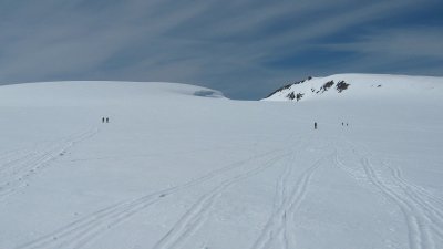 Geir and Halvard og the way to the south top, Idar, Johan and me to the north top