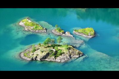 Islands on lovatnet lake