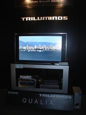 Triluminos (4-11-2005)