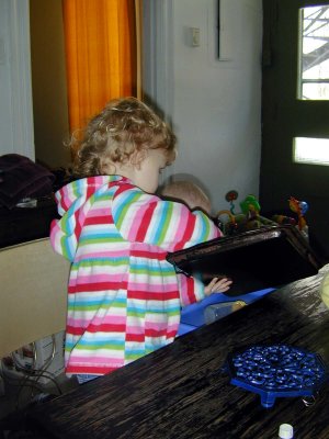 04 Violet and Sidney 01.jpg