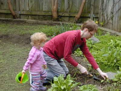 11 gardening - Violet, Keith.JPG