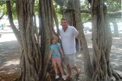 07 Bailey and Tim with Banyan tree in Lahaina.jpg