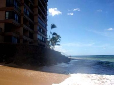 20 A windy day at Maui Kai.jpg