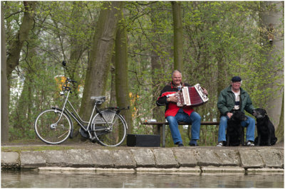 zomaar een stukje geluk in het Steinerbos ....