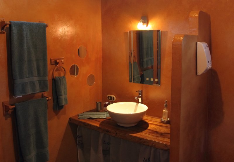Sueno Celeste bathroom copy.jpg