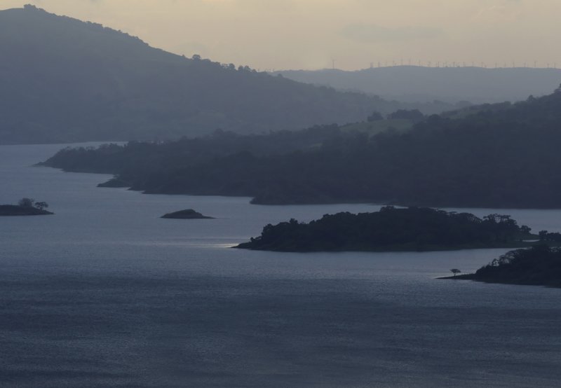 Lake Arenal sunset copy.jpg