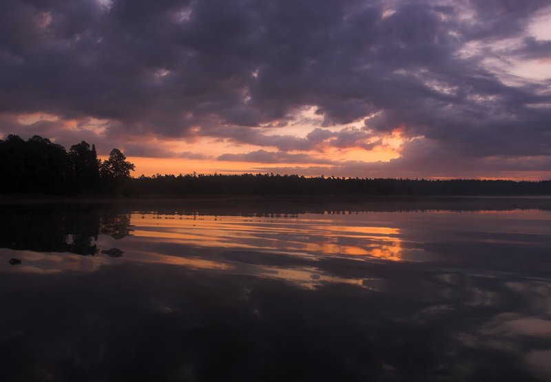 Lake Itasca sunrise.jpg