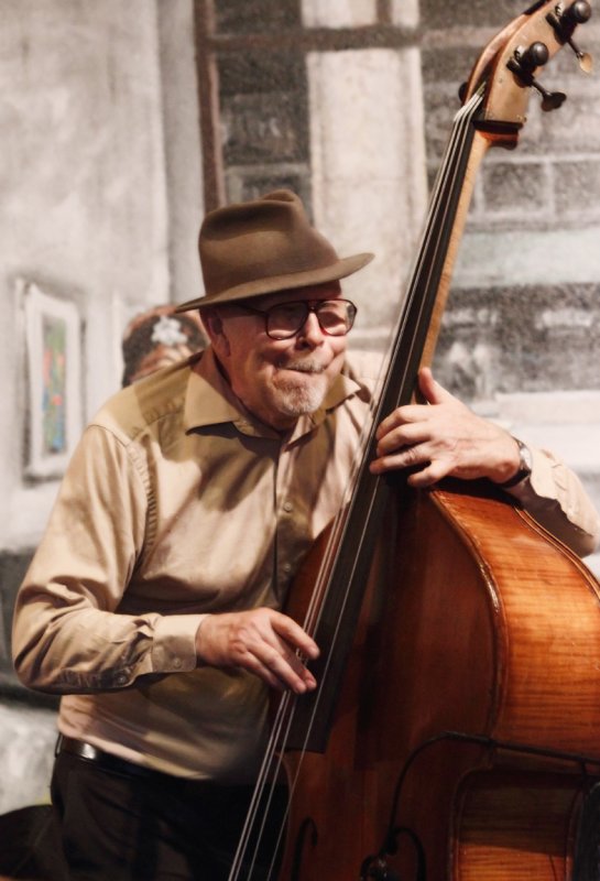 Ron Fosse on Bass copy.jpg