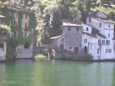 DSCN1539.JPG        Ponte Nesso Roman Bridge