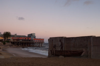 _DSC1450 Lkg west at sunrise near Forest Gumps in Monterey reduced.jpg