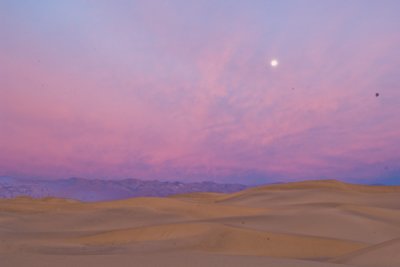 _DSC8097 Moon at Sunrise over Dunes reduced.jpg