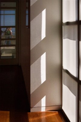 _DSC0517, Light Pattern with people at the Getty, reduced.jpg