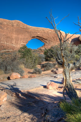 _DSC5485_2_3_4 East arch, Twin Arches, Arches NP, reduced.jpg