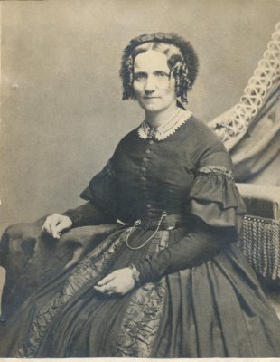 Mary Low Roberts-Mrs Gardner Colby