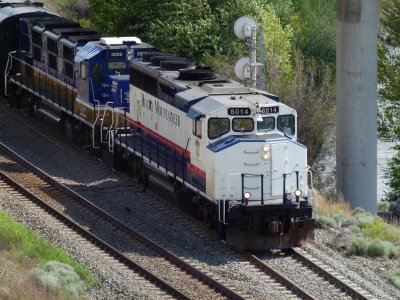 The Rocky Mountaineer in Ashcroft, BC (1)