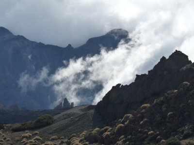 clouds rolling into the Cañadas