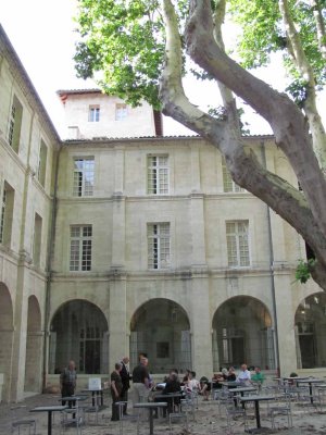 Hotel Cloitre Saint Louis Avignon and a tasting of the Good Stuff