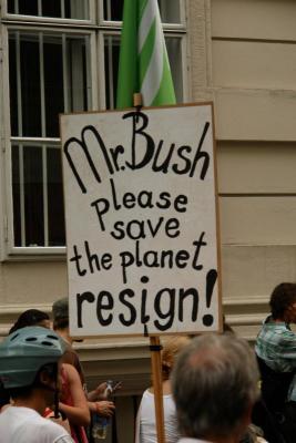 DSC02200 mr bush please save the planet.JPG