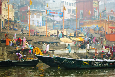Morning rites at Ganges