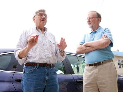 We stop to talk in downtown Boothbay H'bba.