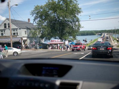 Red's in Wiscasset is busy!