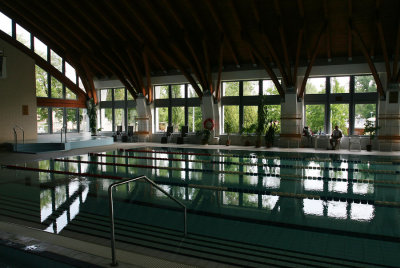 Mako,swimming hall