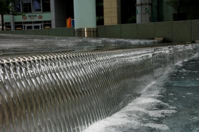 Frankfurt Welle Waterfall _DSC0884 sRGB-01.jpg