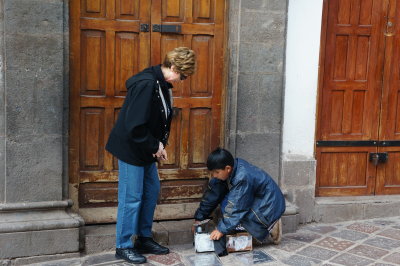 Cusco-getting shoes shined