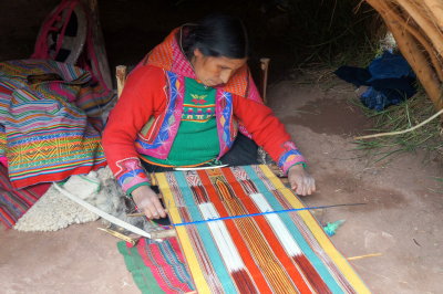 Awana Kancha-women weaving