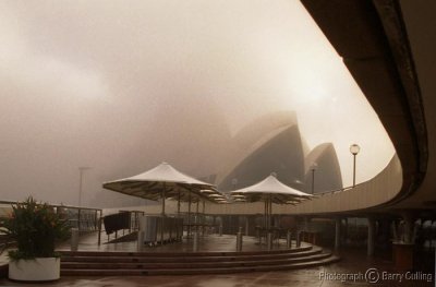 Opera-House-in-Fog-1.jpg