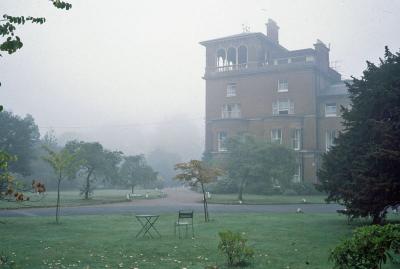 t01s133_The Otlands Park Hotel, Weybridge, England, Sep 1980.jpg
