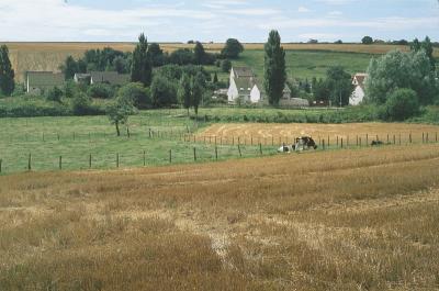 t28s075_Field and Town, Chavenay, France, July 1988.jpg