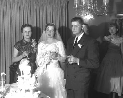 B&Ewed_11_8x10.jpg