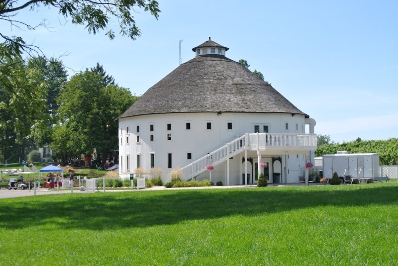 round barn