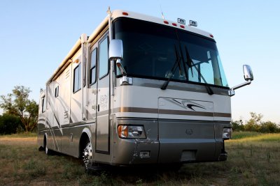 2002 Monaco Diplomat 40PBT Triple Slide *SOLD*
