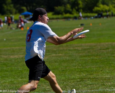 2012nb-29-glum-gt-25-7759.jpg