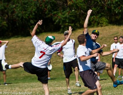 2012nb-29-glum-gt-26-7764.jpg