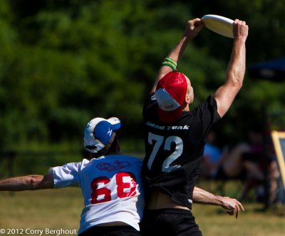 2012nb-29-glum-gt-28-7772.jpg