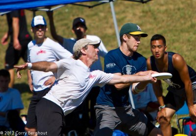 2012nb-29-glum-gt-31-7782.jpg