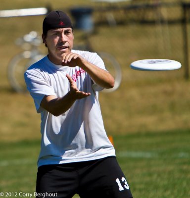 2012nb-29-glum-gt-35-7793.jpg