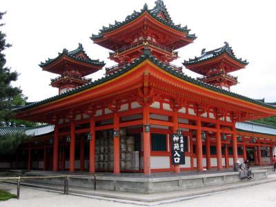 Heian Shrine 002.jpg
