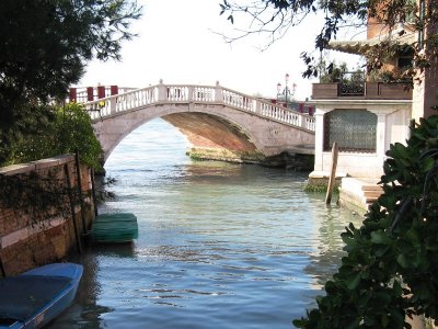 Venice - bridges & canals 06.JPG