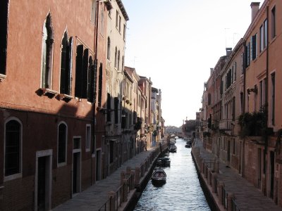 Venice - bridges & canals 08.JPG