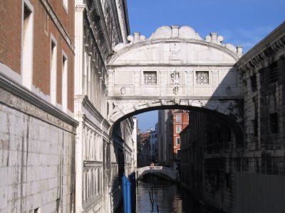 Venice - bridge of sighs.jpg