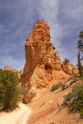 The trail and interesting rock formations