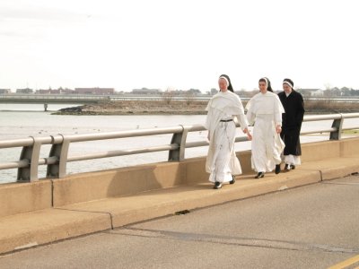 pheobus nuns on bridge.jpg