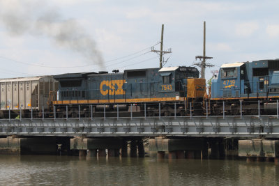 C40-8 with extended yellow nose paint