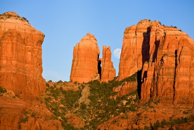 Moon Rise Cathedral Rock 12340-3.jpg