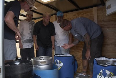 pigroast12-468.jpg